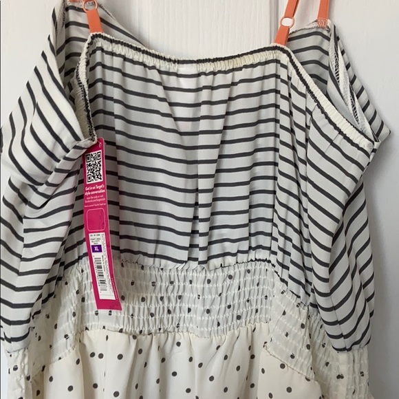 Summer Dress 🌞 - Picture 5 of 8